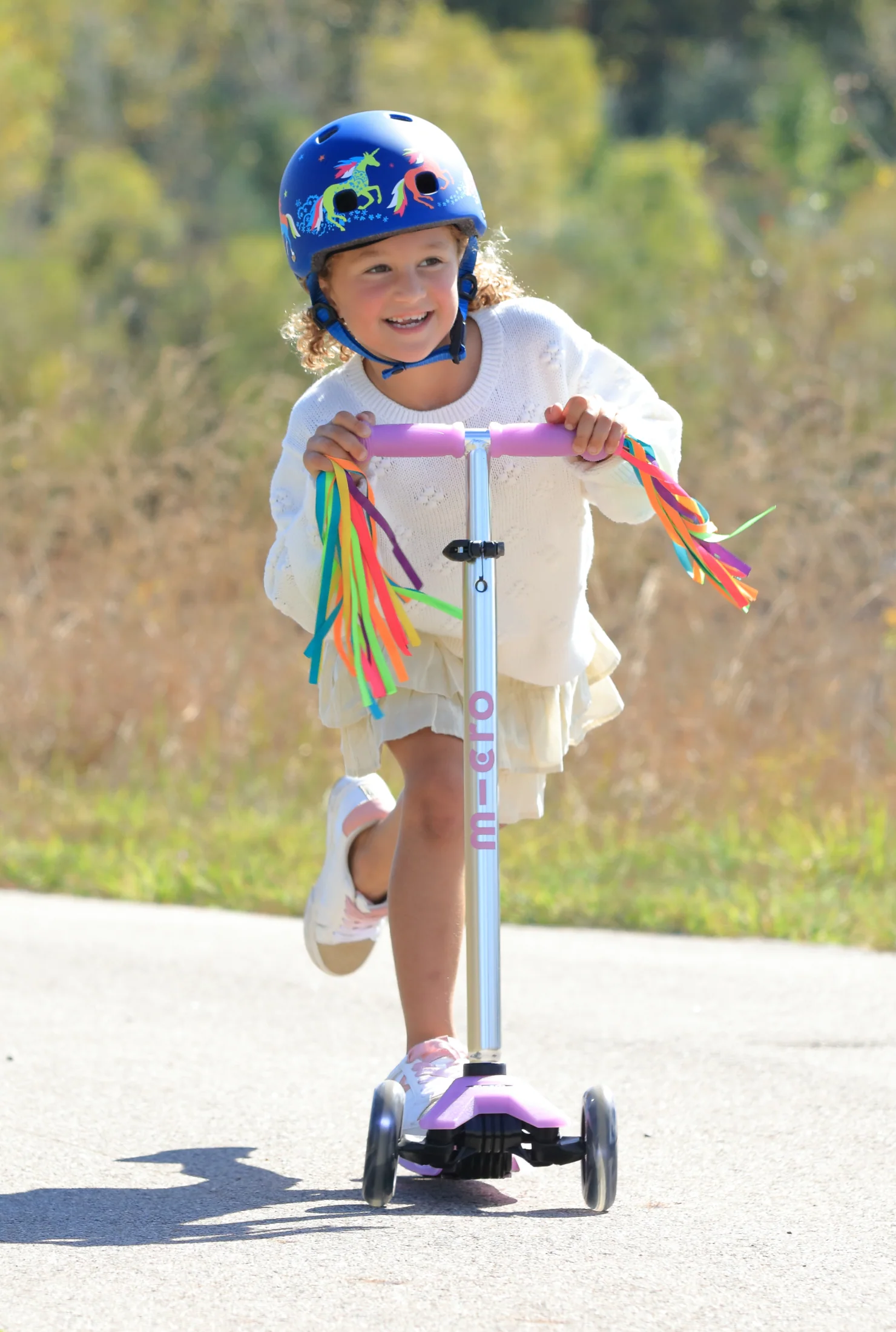 Micro Maxi Glow Plus LED Scooter - Image 4