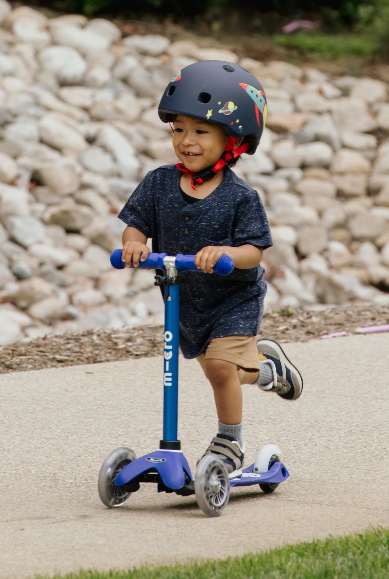 Micro Mini LED Scooter - Image 10